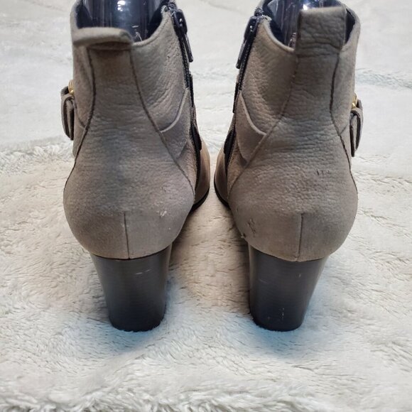 Cole Haan Gray Leather Buckle Office Preppy Dressy Cute Heeled Ankle Boots 9 B - Picture 5 of 13